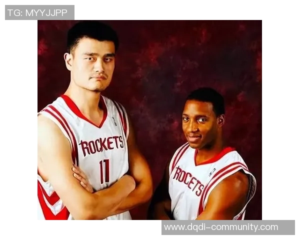 姚明与NBA传奇鸟人共同书写篮球史诗的辉煌篇章