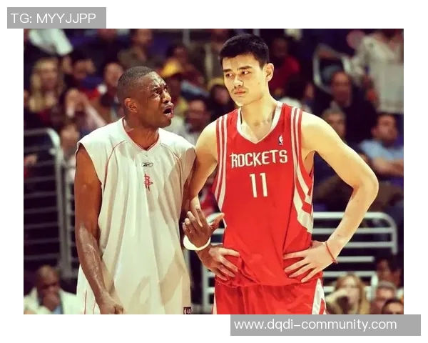 姚明与艾佛森携手共创传奇篮球时代的辉煌篇章