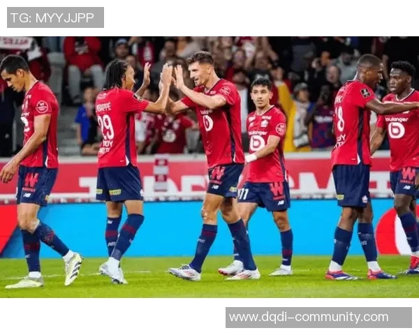 意甲焦点战那不勒斯小胜利物浦引发转会热议与球迷狂欢 意甲焦点战那不勒斯小胜利物浦引发转会热议与球迷狂欢