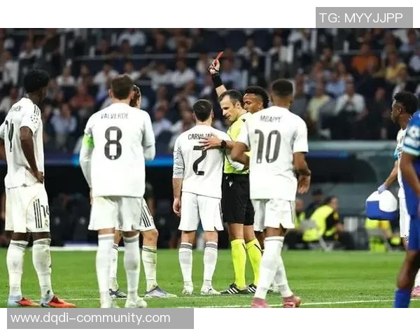 英超激战:多特蒙德大胜皇马红牌争议引发全场热议 英超激战:多特蒙德大胜皇马红牌争议引发全场热议