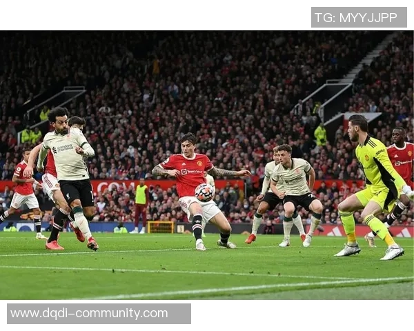 中超精彩对决利物浦逆转那不勒斯帽子戏法引发全场狂欢战术分析揭秘 中超精彩对决利物浦逆转那不勒斯帽子戏法引发全场狂欢战术分析揭秘